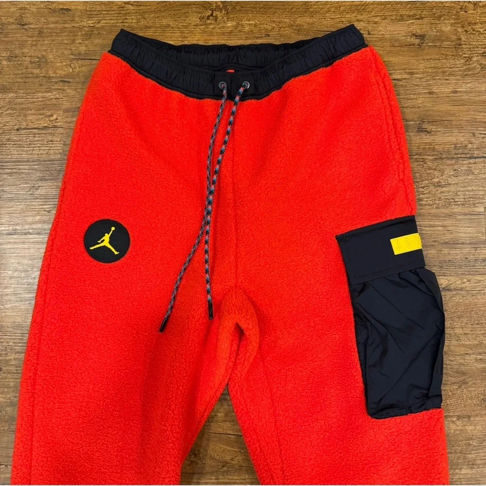Nike Jordan‎ Red Essentials Mountainside Statement Sherpa Fleece Pants Men's M